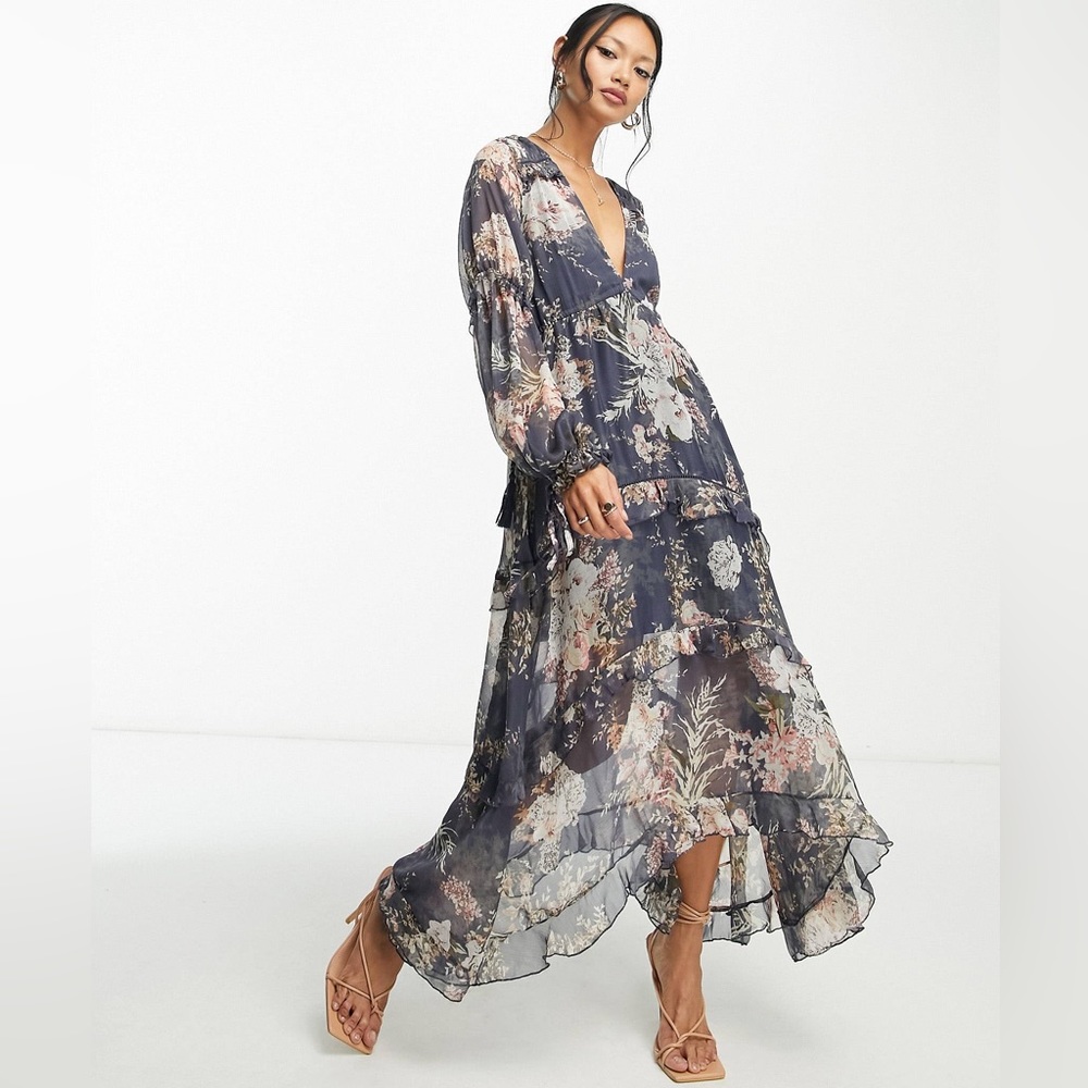 ASOS Design blue lace floral layered tiered long sleeve v-neck dress Sz 4 NWOT